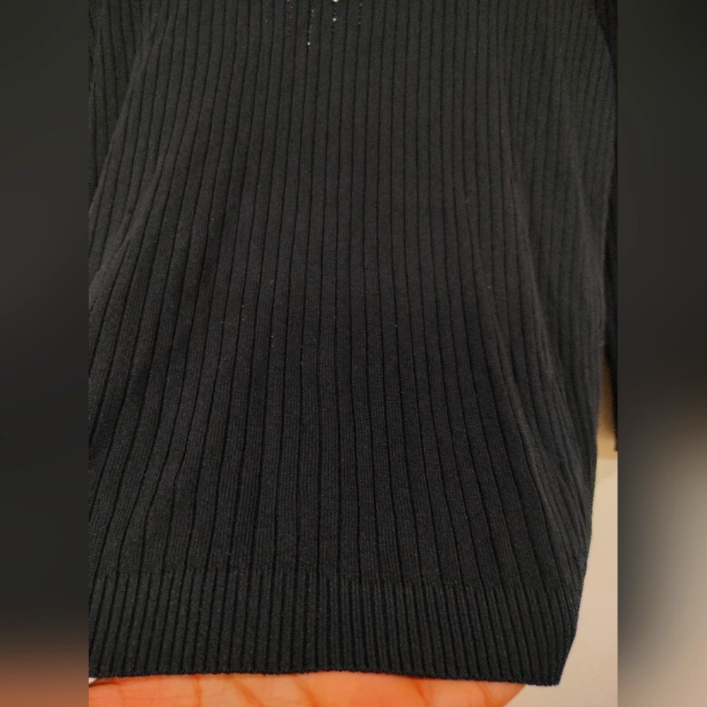 Black 3/4 Sleeve Top - Picture 9 of 15